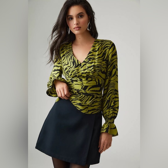 NWT Exquise By Anthropologie Wrap Blouse Size S - Picture 3 of 6